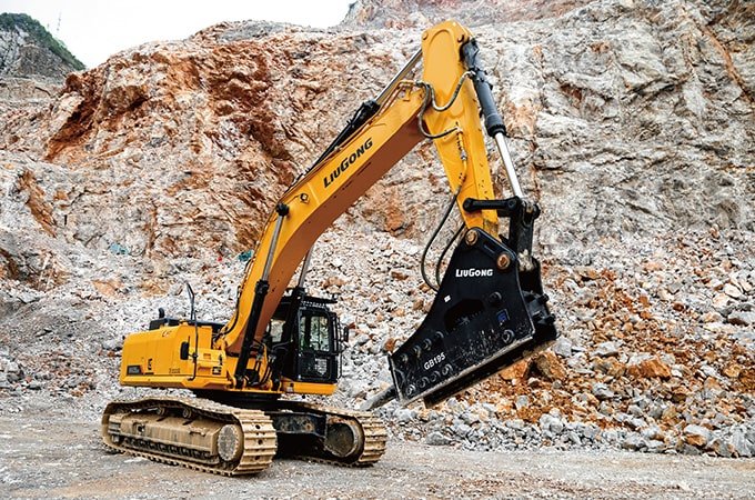 Close-up of a Liugong ID plate showing model and serial number for accurate spare parts lookup.